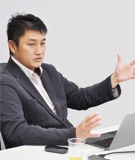 監修者 南保生明(株式会社ディーボ 営業統括マネージャー)